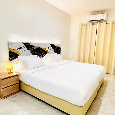 Pj Hostel & Bar